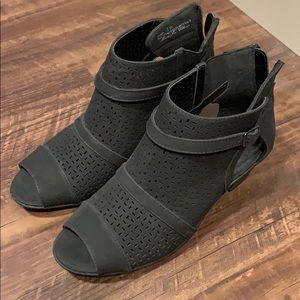 Easy Street black booties, open toe